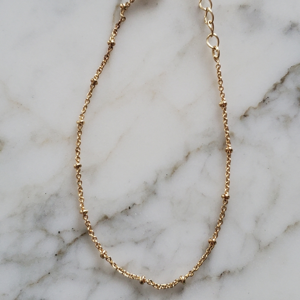 🌼3/$20🌼 Beaded Gold Coloured Bracelet